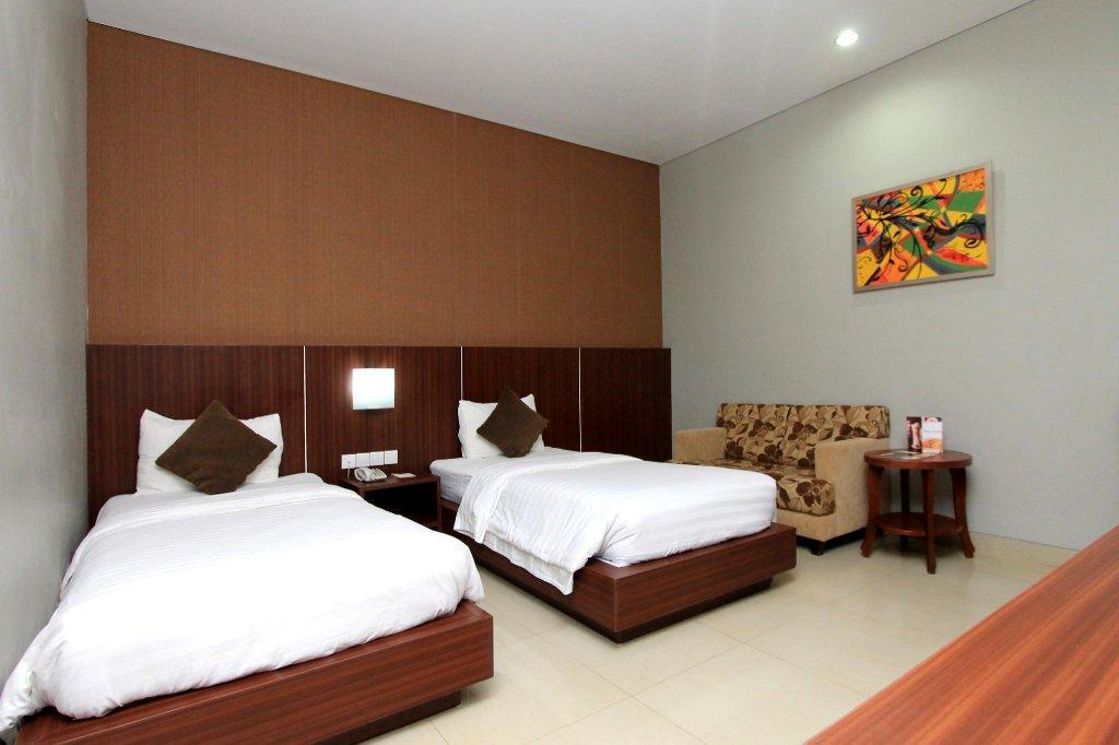 Grand Hatika Hotel Tanjung Pandan Kültér fotó