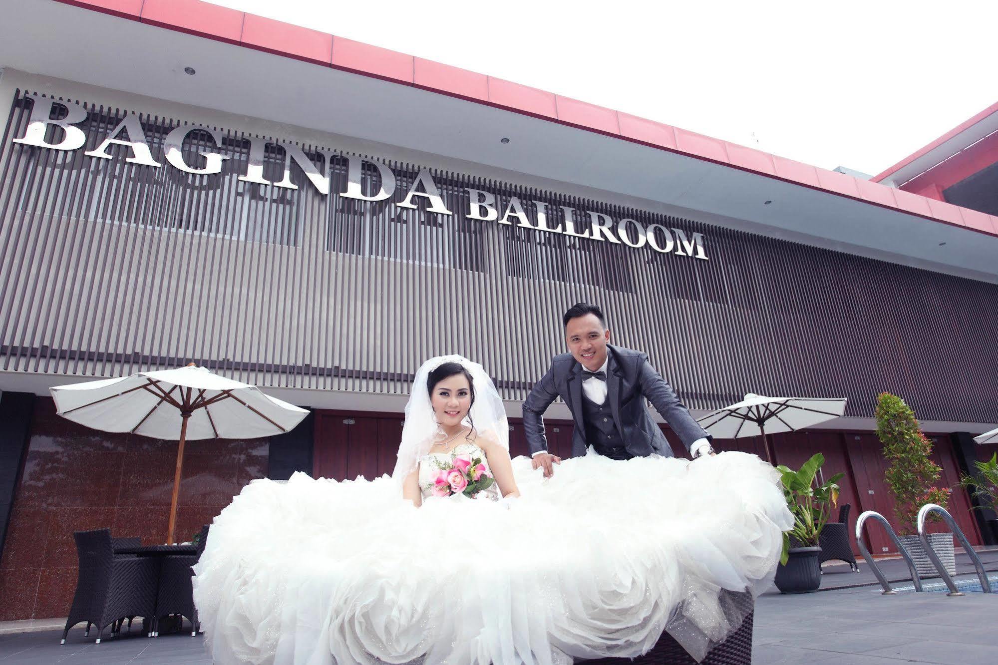 Grand Hatika Hotel Tanjung Pandan Kültér fotó