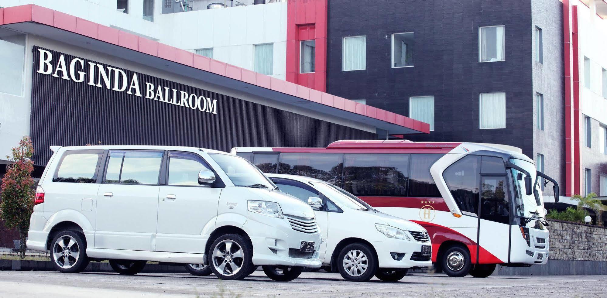 Grand Hatika Hotel Tanjung Pandan Kültér fotó