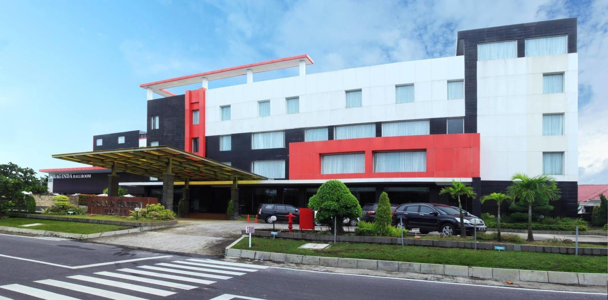 Grand Hatika Hotel Tanjung Pandan Kültér fotó